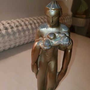 TRUE VINTAGE ART DECO CHALKWARE STATUE